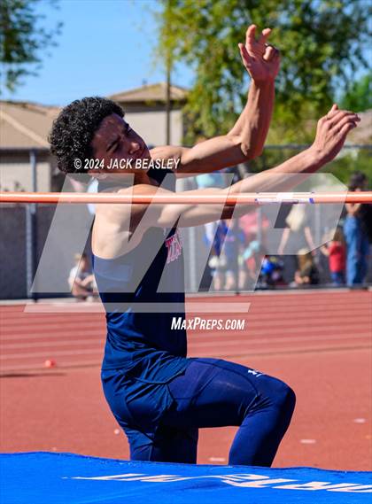 Thumbnail 1 in Small School Invitational (Boys) photogallery.