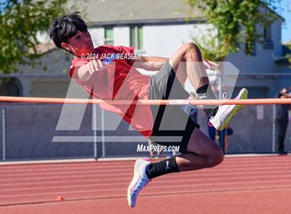 Thumbnail 2 in Small School Invitational (Boys) photogallery.