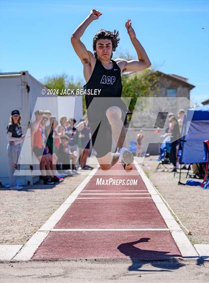 Thumbnail 2 in Small School Invitational (Boys) photogallery.
