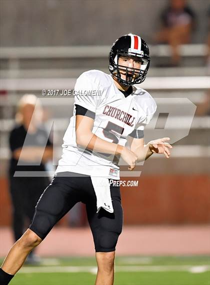 Thumbnail 2 in Churchill vs Lee photogallery.