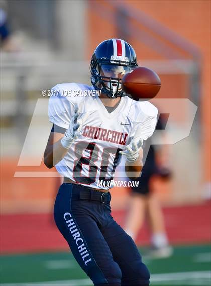 Thumbnail 2 in Churchill vs Lee photogallery.