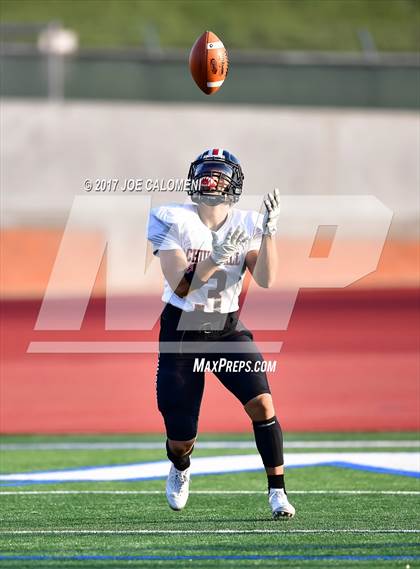 Thumbnail 2 in Churchill vs Lee photogallery.