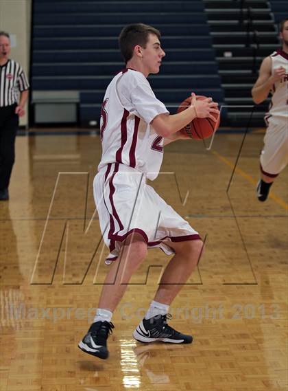 Thumbnail 3 in Morristown-Hamblen West vs  Scott (Seymour Christmas Classic) photogallery.