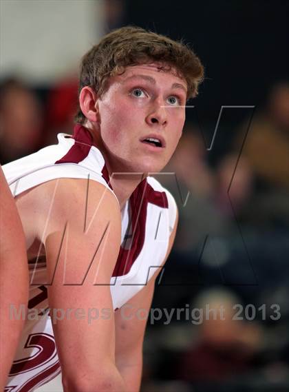 Thumbnail 3 in Morristown-Hamblen West vs  Scott (Seymour Christmas Classic) photogallery.