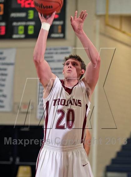 Thumbnail 2 in Morristown-Hamblen West vs  Scott (Seymour Christmas Classic) photogallery.
