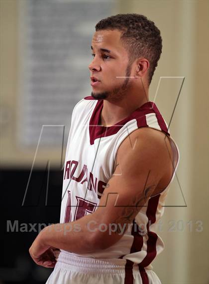 Thumbnail 3 in Morristown-Hamblen West vs  Scott (Seymour Christmas Classic) photogallery.