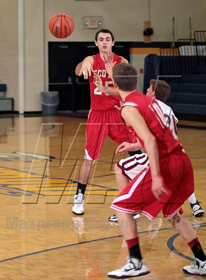 Thumbnail 3 in Morristown-Hamblen West vs  Scott (Seymour Christmas Classic) photogallery.