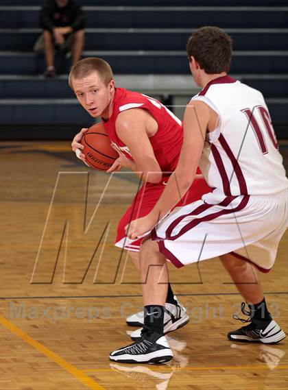 Thumbnail 2 in Morristown-Hamblen West vs  Scott (Seymour Christmas Classic) photogallery.