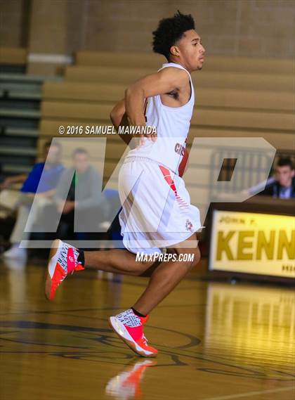 Thumbnail 1 in Village Christian vs Milken (SFV Invitational  tournament) photogallery.