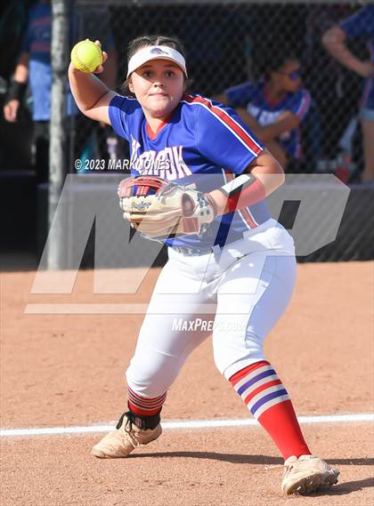 Thumbnail 3 in Holbrook @ Northwest Christian (AIA 3A Round 1 Playoff) photogallery.