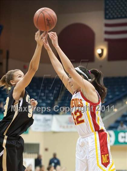 Thumbnail 3 in Westview vs Mt. Carmel (CIF SDS D2 Final) photogallery.