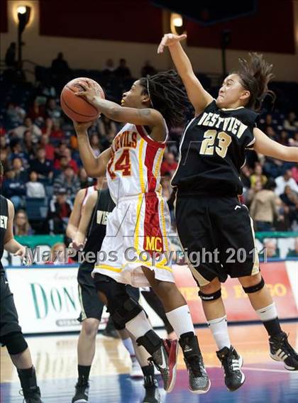 Thumbnail 3 in Westview vs Mt. Carmel (CIF SDS D2 Final) photogallery.