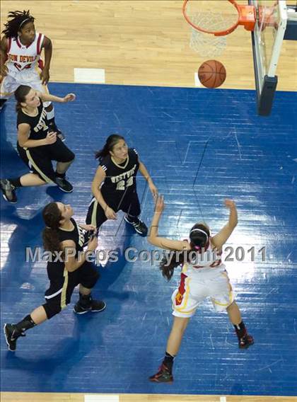 Thumbnail 2 in Westview vs Mt. Carmel (CIF SDS D2 Final) photogallery.