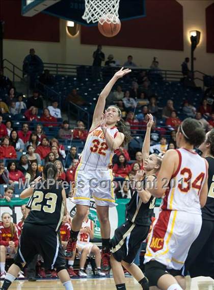 Thumbnail 3 in Westview vs Mt. Carmel (CIF SDS D2 Final) photogallery.