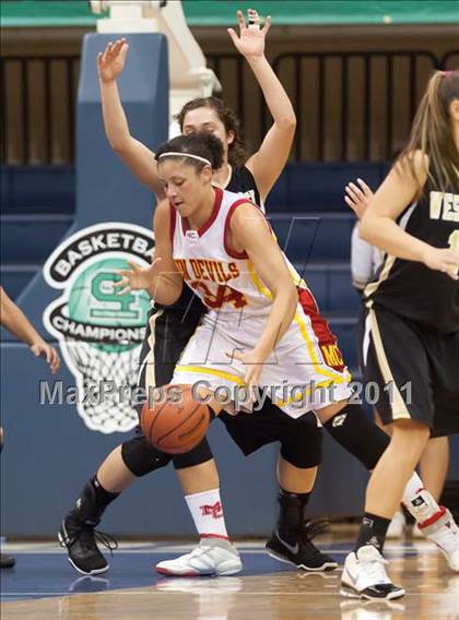 Thumbnail 2 in Westview vs Mt. Carmel (CIF SDS D2 Final) photogallery.