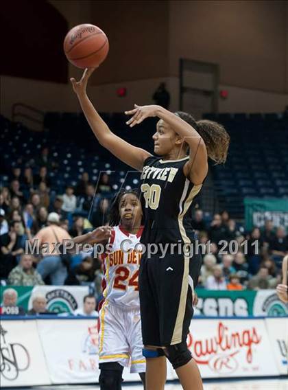 Thumbnail 1 in Westview vs Mt. Carmel (CIF SDS D2 Final) photogallery.