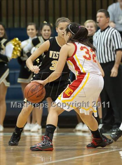 Thumbnail 3 in Westview vs Mt. Carmel (CIF SDS D2 Final) photogallery.