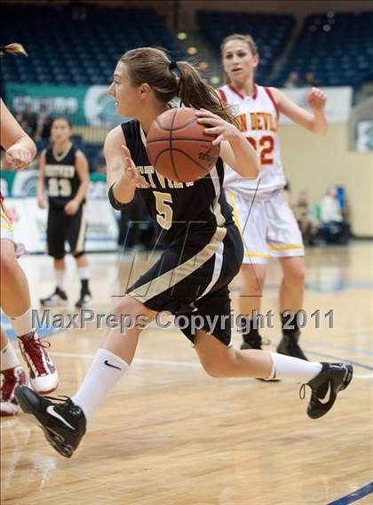 Thumbnail 1 in Westview vs Mt. Carmel (CIF SDS D2 Final) photogallery.