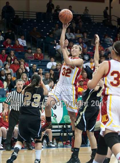 Thumbnail 2 in Westview vs Mt. Carmel (CIF SDS D2 Final) photogallery.
