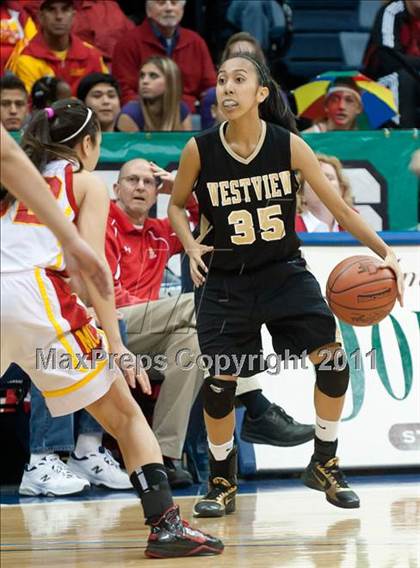 Thumbnail 2 in Westview vs Mt. Carmel (CIF SDS D2 Final) photogallery.