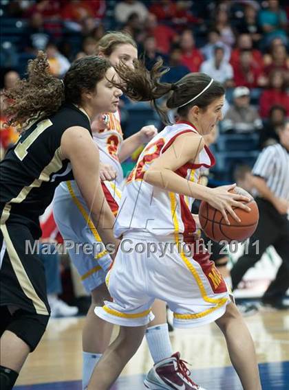 Thumbnail 2 in Westview vs Mt. Carmel (CIF SDS D2 Final) photogallery.