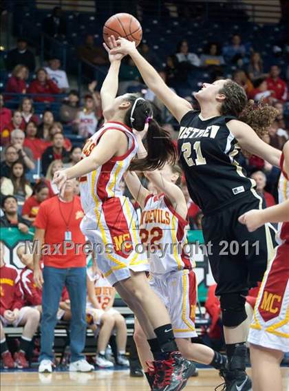 Thumbnail 2 in Westview vs Mt. Carmel (CIF SDS D2 Final) photogallery.