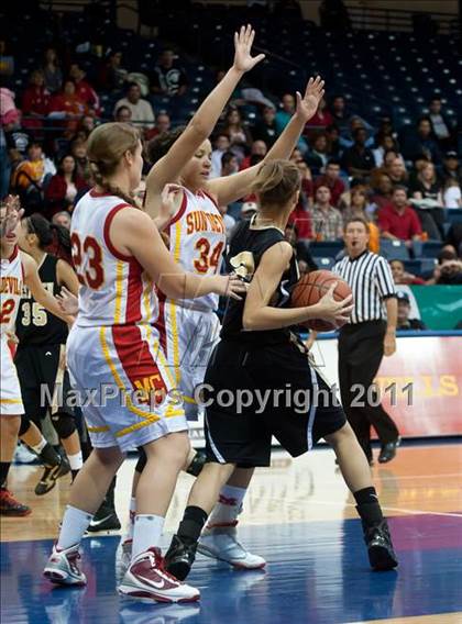 Thumbnail 3 in Westview vs Mt. Carmel (CIF SDS D2 Final) photogallery.