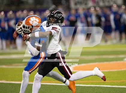 Thumbnail 2 in Germantown @ Madison Central (MHSAA 7A North Round 2 Playoff) photogallery.