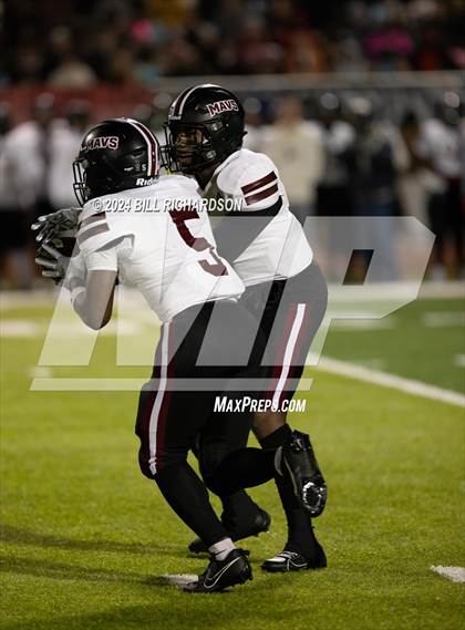 Thumbnail 2 in Germantown @ Madison Central (MHSAA 7A North Round 2 Playoff) photogallery.
