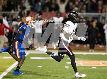 Thumbnail 1 in Germantown @ Madison Central (MHSAA 7A North Round 2 Playoff) photogallery.