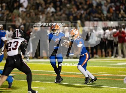 Thumbnail 2 in Germantown @ Madison Central (MHSAA 7A North Round 2 Playoff) photogallery.