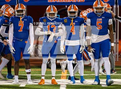 Thumbnail 2 in Germantown @ Madison Central (MHSAA 7A North Round 2 Playoff) photogallery.