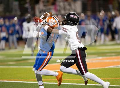 Thumbnail 1 in Germantown @ Madison Central (MHSAA 7A North Round 2 Playoff) photogallery.