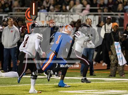 Thumbnail 3 in Germantown @ Madison Central (MHSAA 7A North Round 2 Playoff) photogallery.