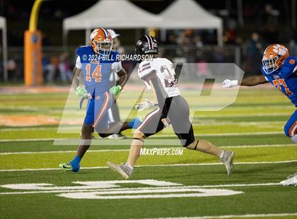 Thumbnail 3 in Germantown @ Madison Central (MHSAA 7A North Round 2 Playoff) photogallery.