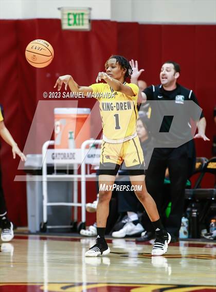 Thumbnail 3 in Granada Hills Charter vs King/Drew (CIF LACS Open Division Semifinal) photogallery.