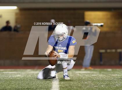 Thumbnail 3 in Clay Center @ Collegiate (KSHSAA 4A D2 Playoff) photogallery.