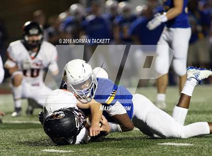 Thumbnail 3 in Clay Center @ Collegiate (KSHSAA 4A D2 Playoff) photogallery.