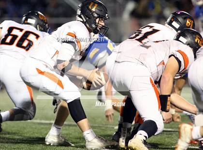 Thumbnail 1 in Clay Center @ Collegiate (KSHSAA 4A D2 Playoff) photogallery.