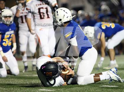 Thumbnail 1 in Clay Center @ Collegiate (KSHSAA 4A D2 Playoff) photogallery.