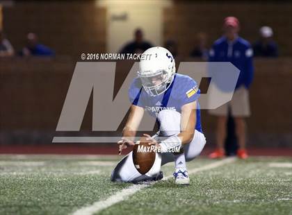 Thumbnail 1 in Clay Center @ Collegiate (KSHSAA 4A D2 Playoff) photogallery.