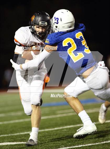 Thumbnail 2 in Clay Center @ Collegiate (KSHSAA 4A D2 Playoff) photogallery.