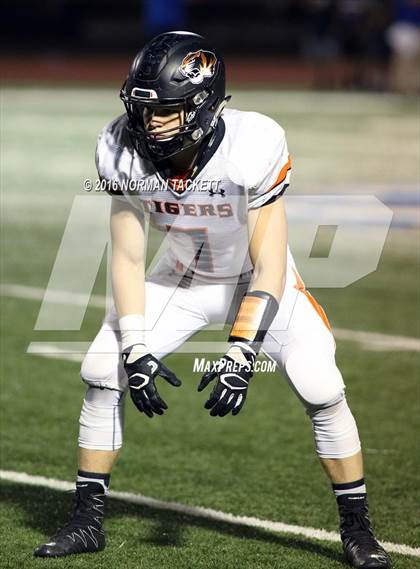 Thumbnail 3 in Clay Center @ Collegiate (KSHSAA 4A D2 Playoff) photogallery.