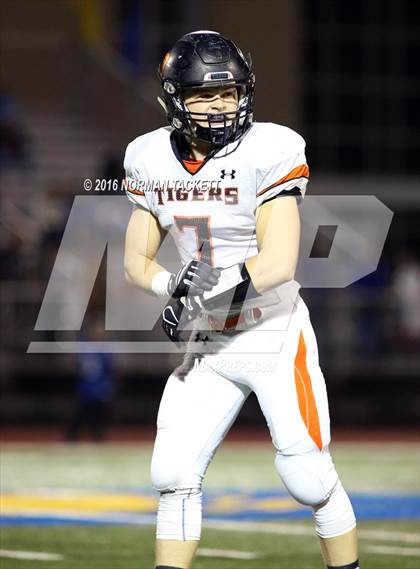 Thumbnail 3 in Clay Center @ Collegiate (KSHSAA 4A D2 Playoff) photogallery.
