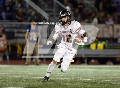 Thumbnail 1 in Clay Center @ Collegiate (KSHSAA 4A D2 Playoff) photogallery.