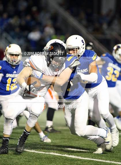 Thumbnail 3 in Clay Center @ Collegiate (KSHSAA 4A D2 Playoff) photogallery.