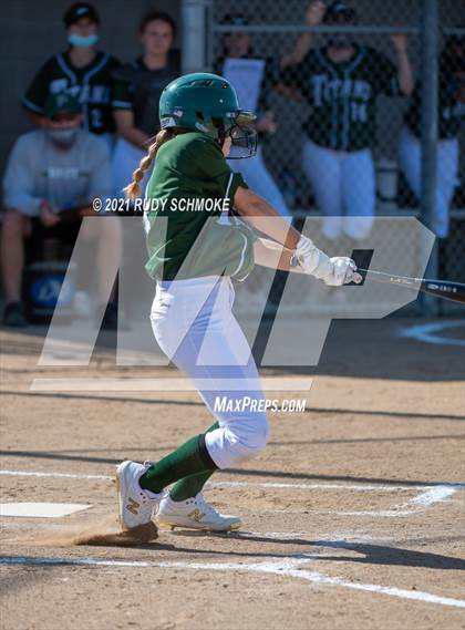 Thumbnail 1 in Poway @ Westview photogallery.