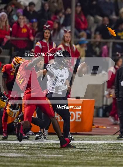 Thumbnail 1 in Servite vs Mission Viejo (CIF-SS D2 Final) photogallery.