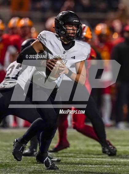 Thumbnail 2 in Servite vs Mission Viejo (CIF-SS D2 Final) photogallery.