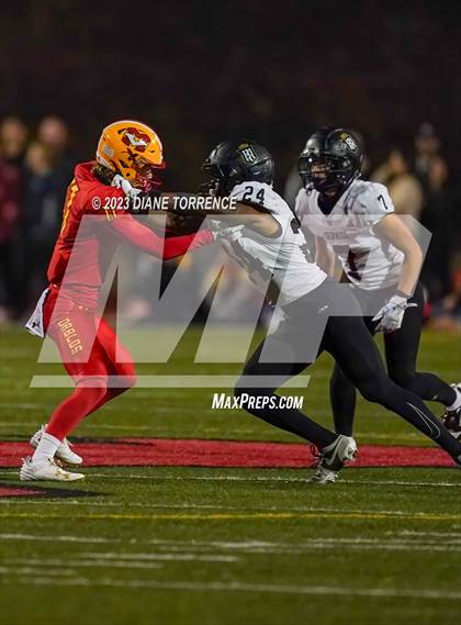 Thumbnail 2 in Servite vs Mission Viejo (CIF-SS D2 Final) photogallery.